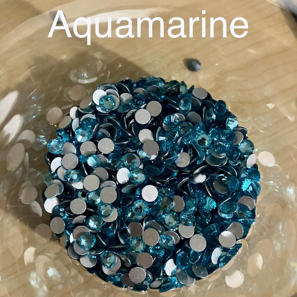 Ss20 aquamarine Flatback rhinestones